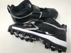 New Under Armour Crusher Junior Molded Baseball Cleat Youth Size 3Y Blk/Wht