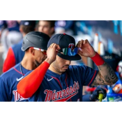 100% Hypercraft Frameless Sport Performance Baseball Sunglasses (Hiper Red) 11 100% Hypercraft Frameless Sport Performance Baseball Sunglasses (Hiper Red) -Deals Baseball Store image 3 1ce1c617 4dba 4b4e b908 2ce8ccb9596a