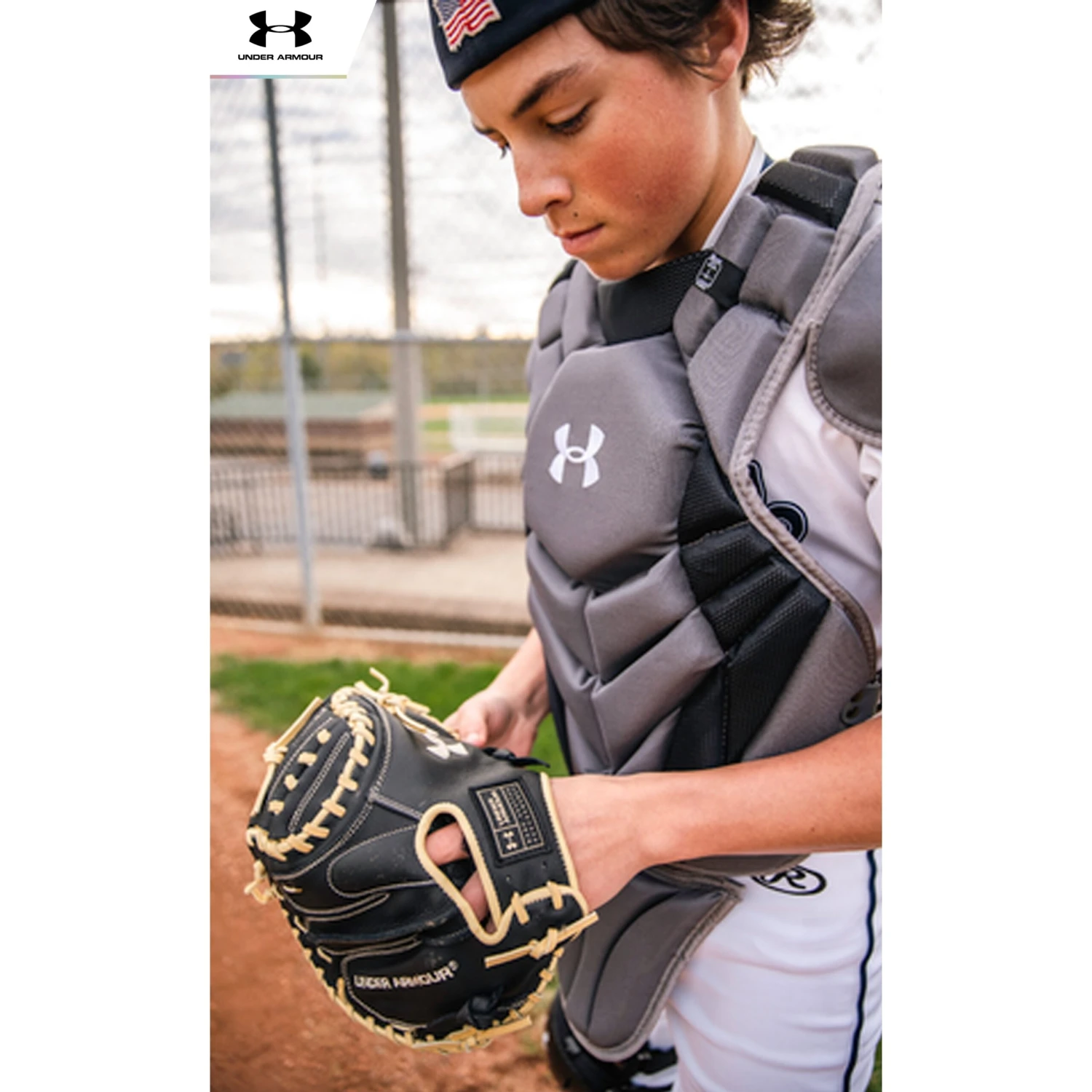 Under Armour Pro 4 NOCSAE Catcher's Equipment Gear Set Intermediate (Black) 11 Under Armour Pro 4 NOCSAE Catcher's Equipment Gear Set Intermediate (Black) - Image 9